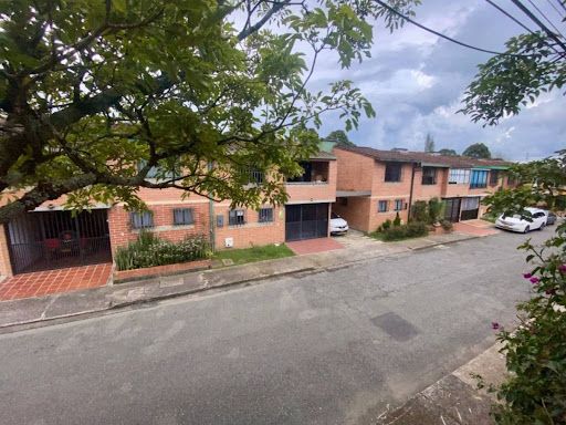 Casa en arriendo Antioquia Rionegro El Porvenir 110 m2 Habitaciones 4 Baños 4 Garajes 0 Precio $3300000