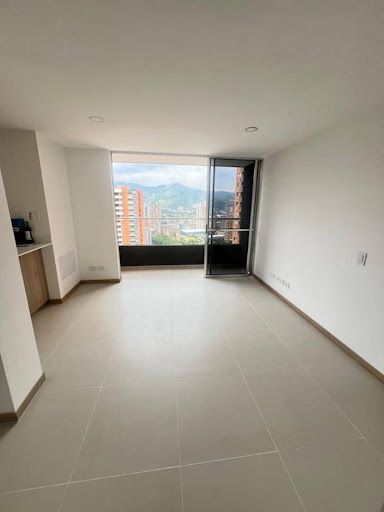 Apartamento en arriendo Antioquia Sabaneta Holanda 60 m2 Habitaciones 2 Baños 2 Garajes 1 Precio $2300000