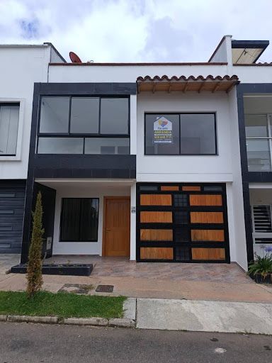 Casa en arriendo Cundinamarca Siberia Siberia 130 m2 Habitaciones 4 Baños 6 Garajes 0 Precio $4300000