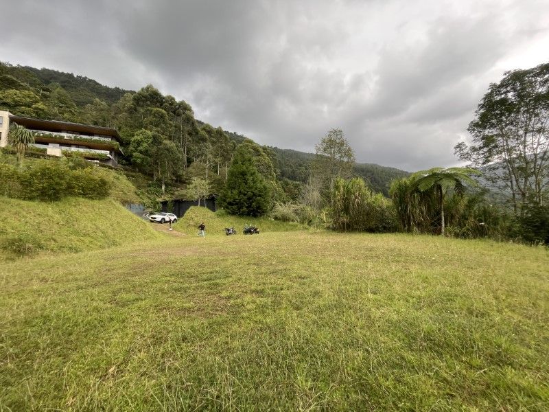 Lote en venta Antioquia Envigado Palma De Mollorca 1700 m2 Habitaciones 0 Baños 0 Garajes 0 Precio $900000000