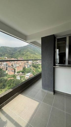 Apartamento en venta Antioquia Medellín El Rincon 60 m2 Habitaciones 3 Baños 2 Garajes 1 Precio $460000000
