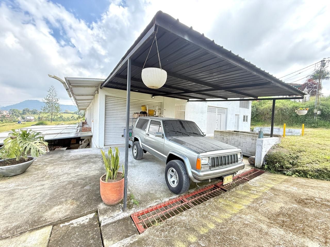 Bodega en arriendo Risaralda Pereira Pereira 200 m2 Habitaciones 0 Baños 4 Garajes 2 Precio $6000000