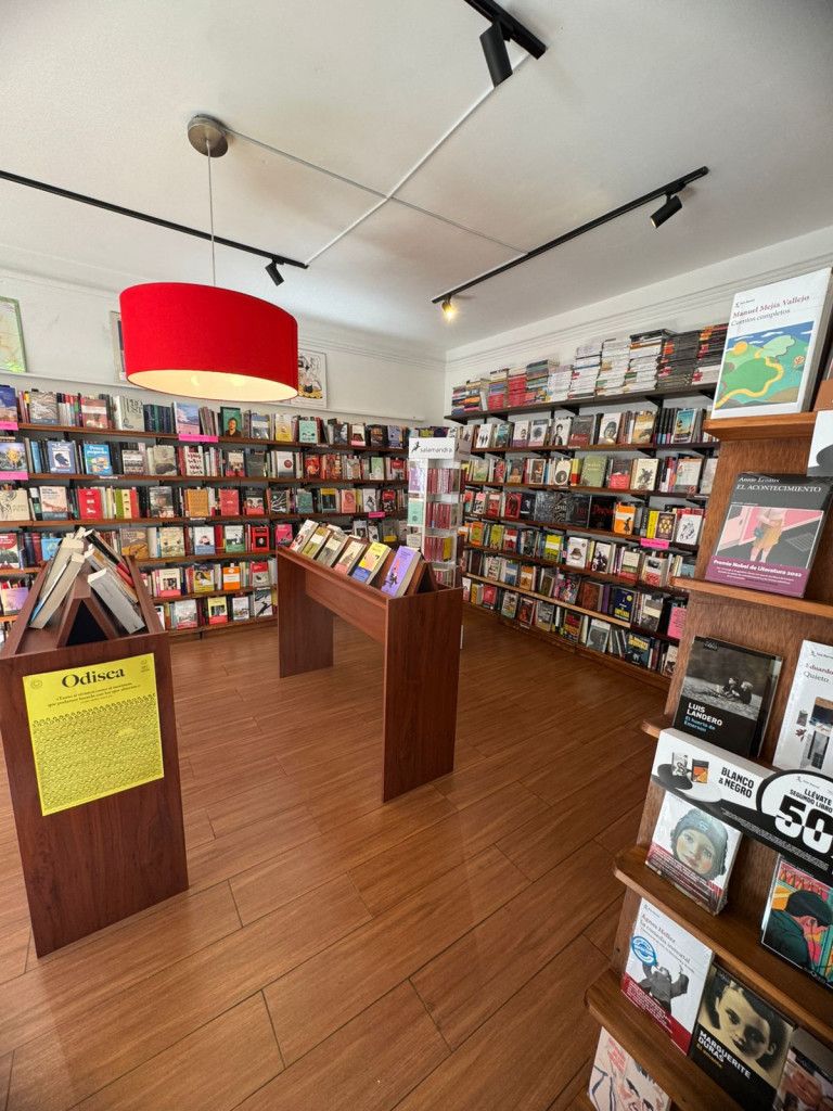 Casa en arriendo Cundinamarca Bogotá Emaus 318 m2 Habitaciones 5 Baños 4 Garajes 2 Precio $15000000