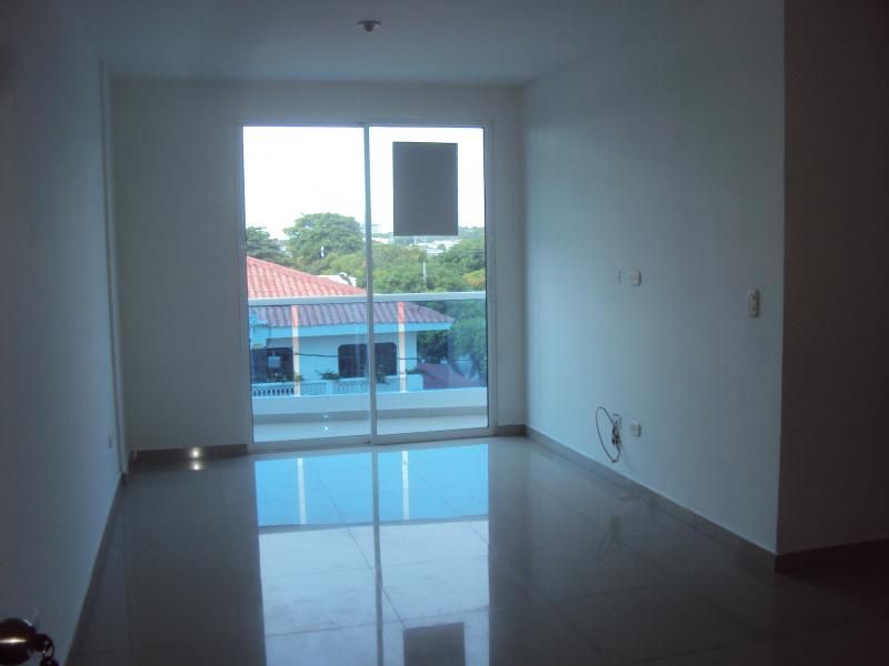 Apartamento en arriendo Atlántico Barranquilla Santo Domingo 85 m2 Habitaciones 3 Baños 2 Garajes 0 Precio $1300000