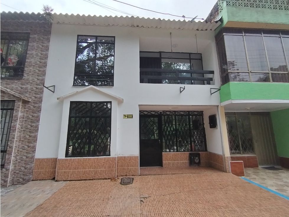 Casa en arriendo Tolima Ibagué Ub Cañaveral Et I 100 m2 Habitaciones 3 Baños 2 Garajes 0 Precio $1400000