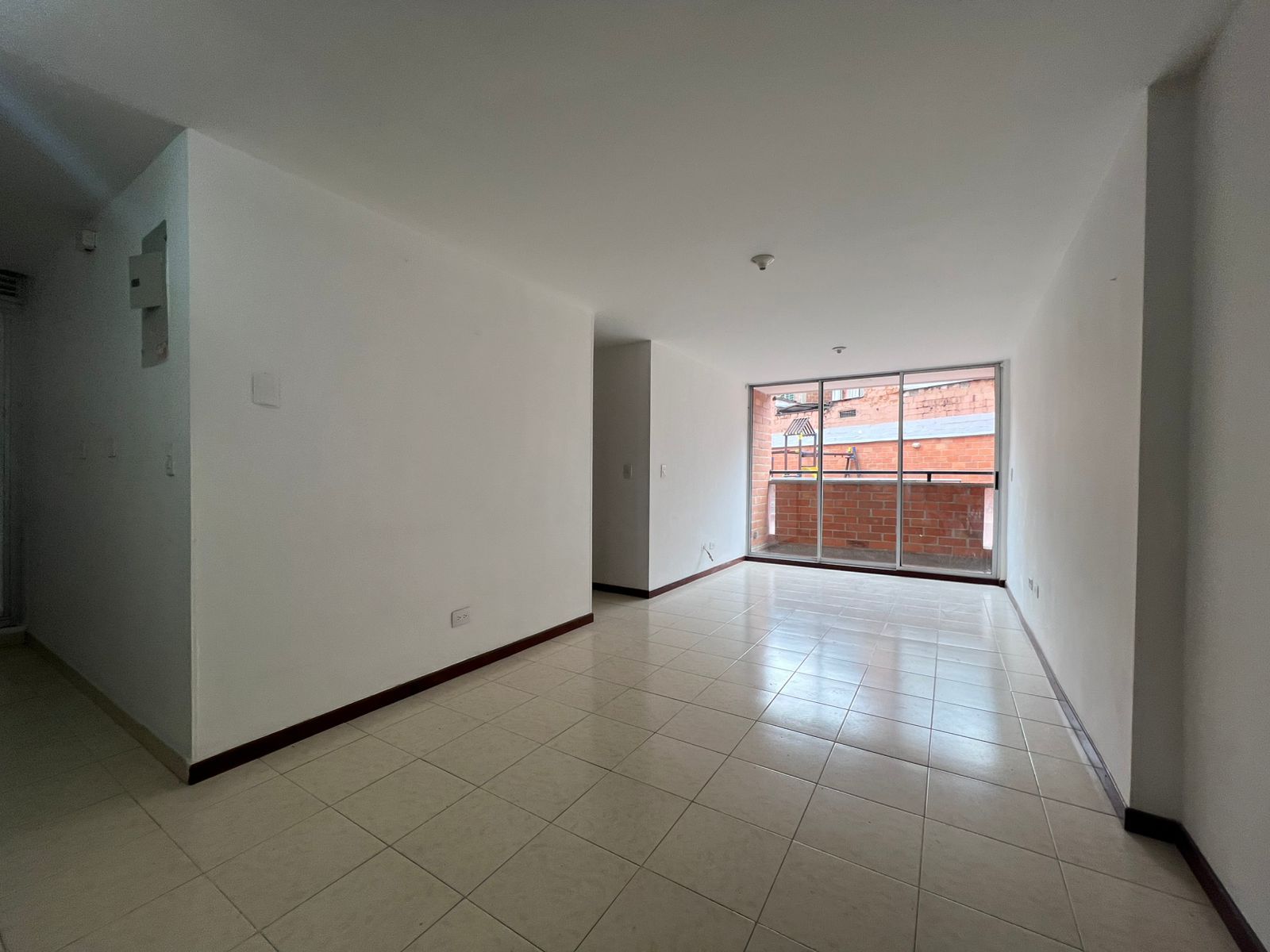 Apartamento en arriendo Antioquia Envigado La Paz 85 m2 Habitaciones 3 Baños 2 Garajes 1 Precio $2850000