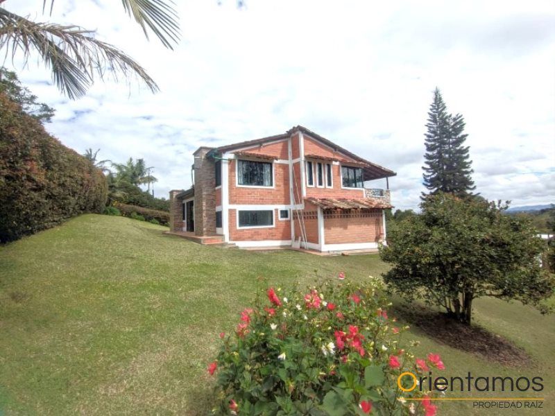 Finca en arriendo Antioquia Rionegro Rionegro 1600 m2 Habitaciones 5 Baños 3 Garajes 0 Precio $5700000