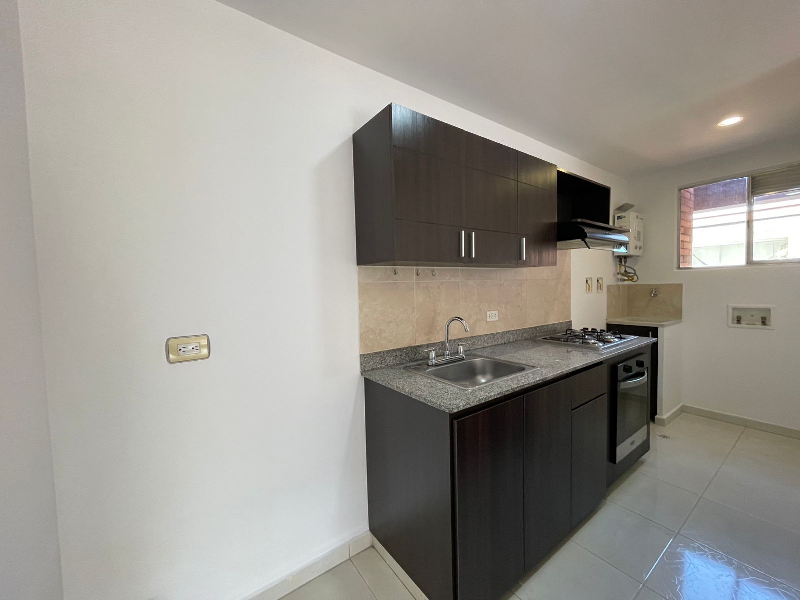 Apartamento en arriendo Antioquia Medellín Simesa 67 m2 Habitaciones 3 Baños 2 Garajes 1 Precio $3550000