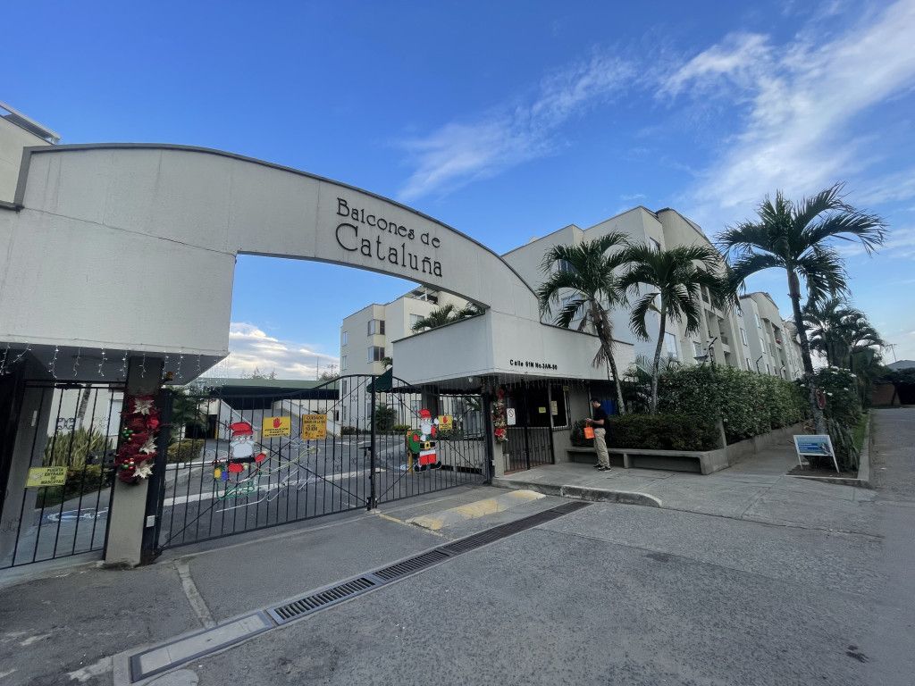 Apartamento en arriendo Valle Del Cauca Cali Urbanización La Flora 70 m2 Habitaciones 2 Baños 2 Garajes 1 Precio $1670000