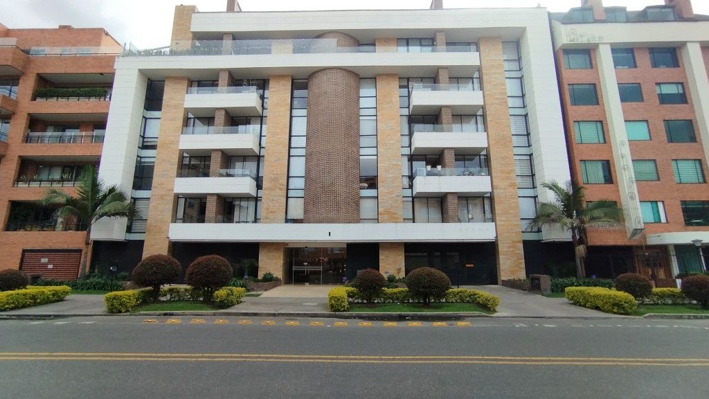 Apartamento en arriendo Cundinamarca Bogotá Santa Bibiana 105 m2 Habitaciones 2 Baños 3 Garajes 2 Precio $5931000