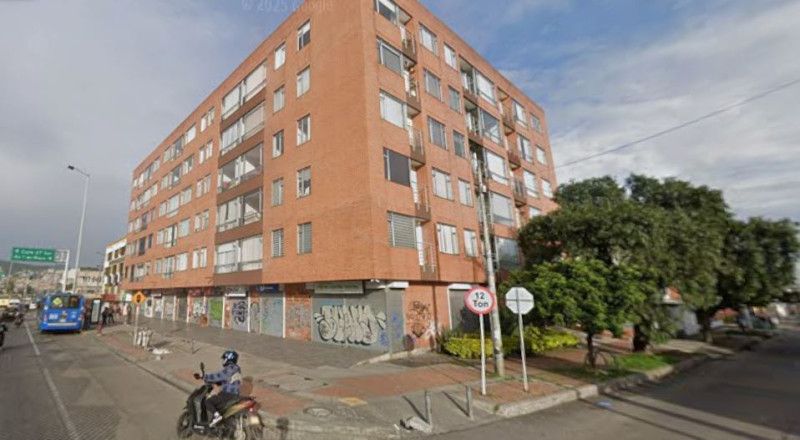 Local en venta Cundinamarca Bogotá Ciudad Jardín Sur 25 m2 Habitaciones 0 Baños 1 Garajes 0 Precio $155000000