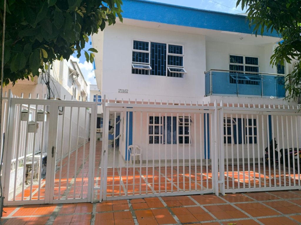 Casa en venta Atlántico Barranquilla Los Andes 0 m2 Habitaciones 3 Baños 3 Garajes 2 Precio $400000000