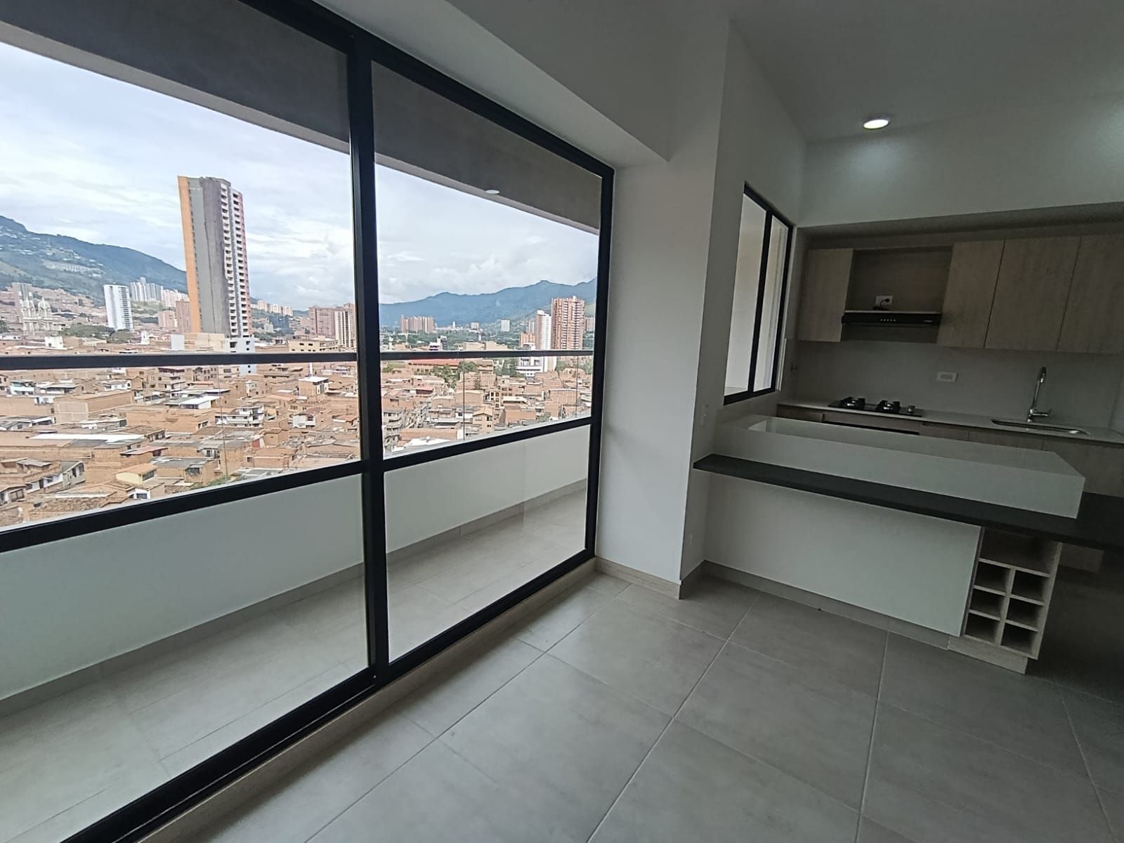 Apartaestudio en arriendo Antioquia Bello Zona Industrial No 1 55 m2 Habitaciones 0 Baños 2 Garajes 1 Precio $2300000