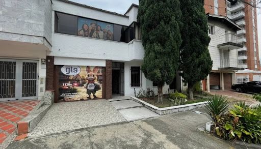 Casa en arriendo Antioquia Medellín Suramericana 250 m2 Habitaciones 6 Baños 4 Garajes 3 Precio $6000000