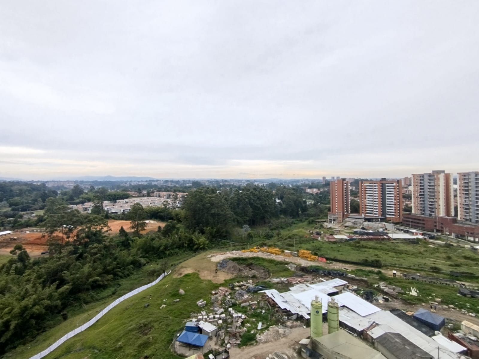 Apartamento en arriendo Antioquia Rionegro El Porvenir 75 m2 Habitaciones 2 Baños 2 Garajes 1 Precio $3000000