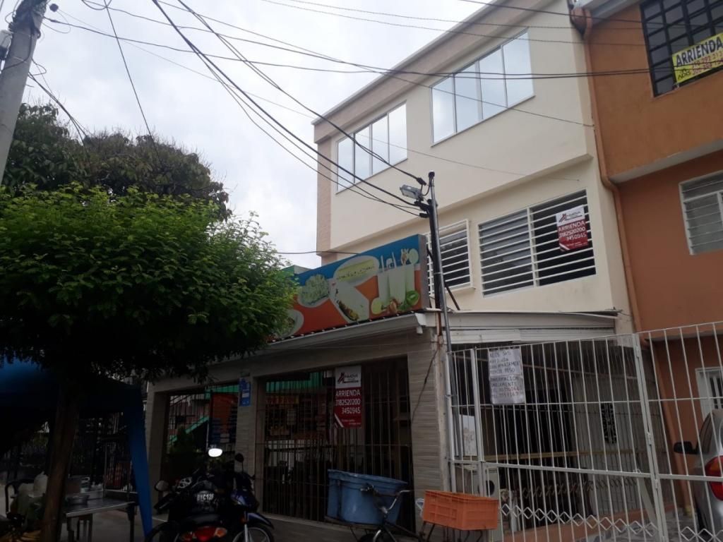 Apartamento en arriendo Valle Del Cauca Cali El Sena 100 m2 Habitaciones 3 Baños 2 Garajes 0 Precio $1350000