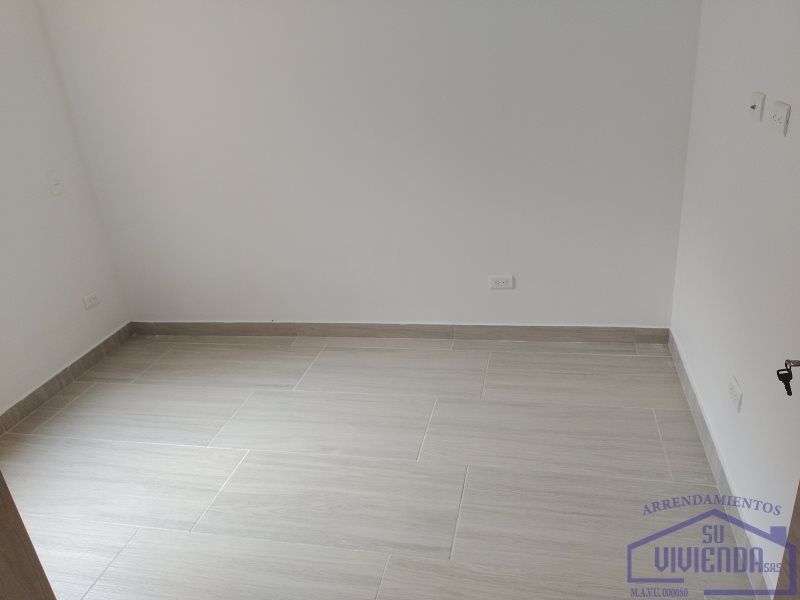 Apartamento en arriendo Antioquia Medellín Cristo Rey 80 m2 Habitaciones 3 Baños 2 Garajes 0 Precio $2050000