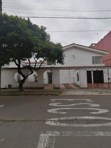 Casa en venta Cundinamarca Bogotá El Contador 291 m2 Habitaciones 3 Baños 3 Garajes 2 Precio $1500000000