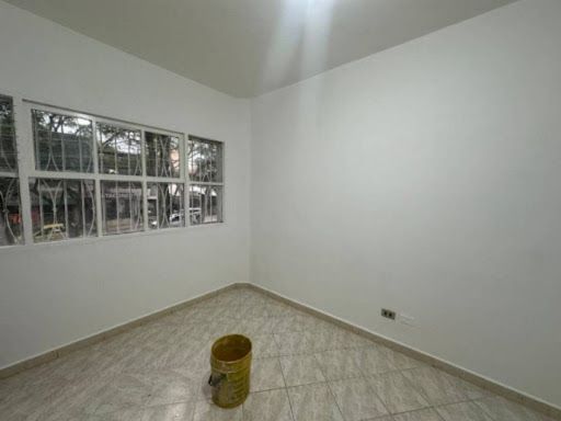 Casa en arriendo Antioquia Medellín Las Acacias 240 m2 Habitaciones 3 Baños 3 Garajes 0 Precio $5000000