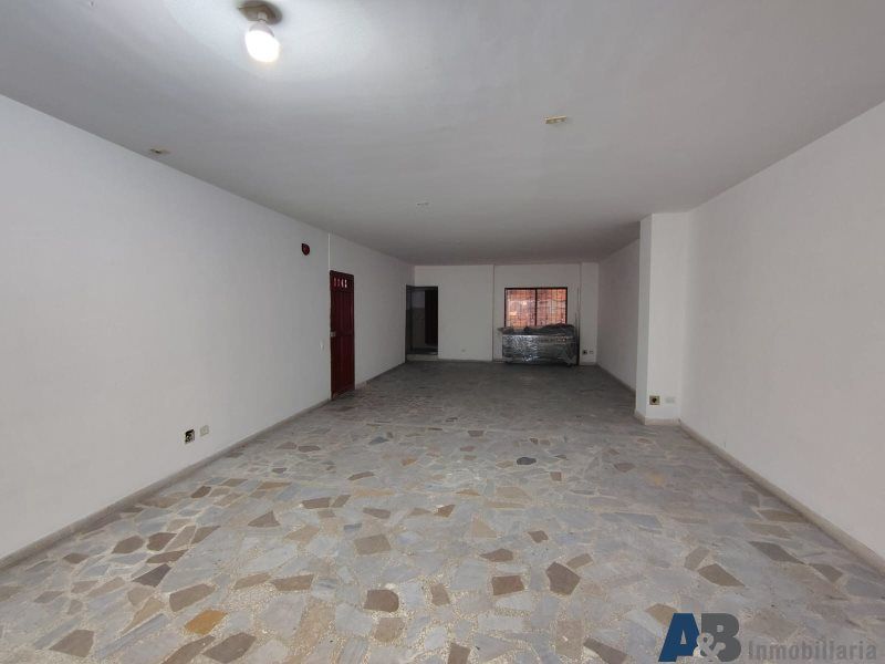 Bodega en arriendo Antioquia Medellín Caribe 135 m2 Habitaciones 0 Baños 3 Garajes 0 Precio $3500000