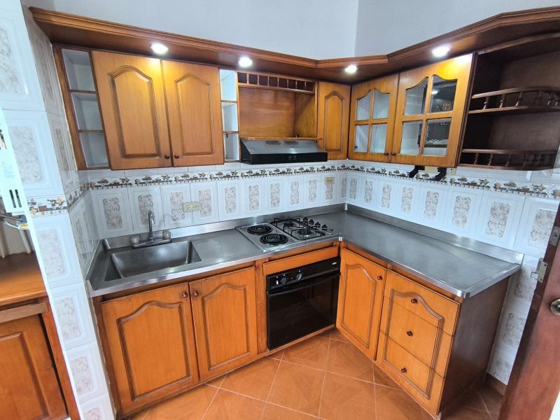 Apartamento en arriendo Antioquia Medellín San Antonio De Prado 75 m2 Habitaciones 3 Baños 2 Garajes 0 Precio $1600000