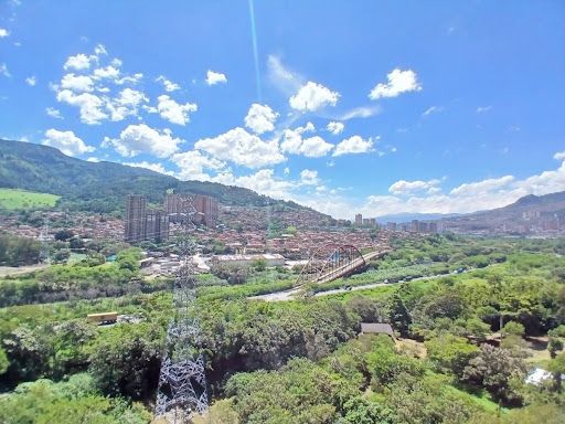 Apartamento en arriendo Antioquia Bello Parque Tulio Ospina 68 m2 Habitaciones 3 Baños 2 Garajes 1 Precio $2200000