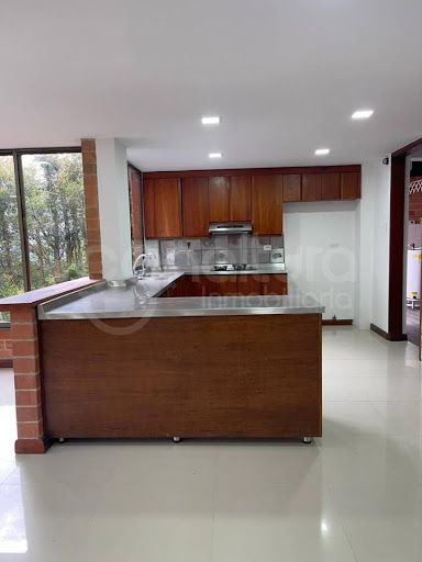 Casa Campestre en arriendo Antioquia Envigado Envigado 570 m2 Habitaciones 4 Baños 4 Garajes 2 Precio $12000000