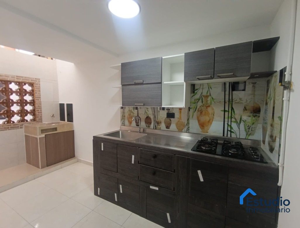 Apartamento en venta Antioquia Medellín La Pinuela 60 m2 Habitaciones 2 Baños 1 Garajes 0 Precio $210000000
