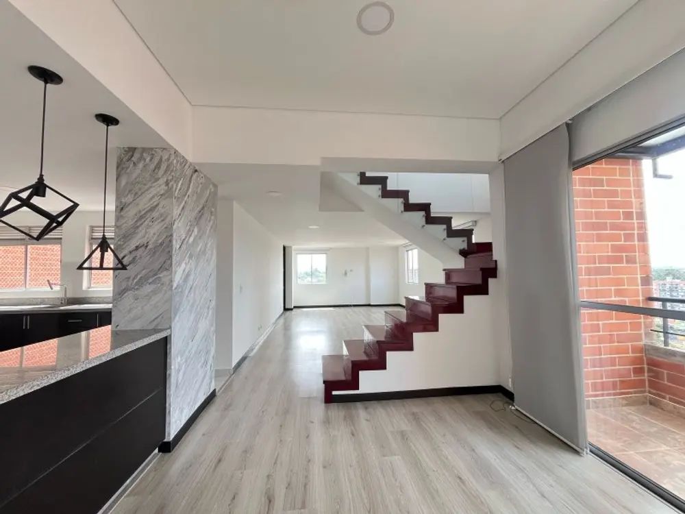 Apartamento en arriendo Antioquia Rionegro Centro 150 m2 Habitaciones 3 Baños 3 Garajes 1 Precio $2200000