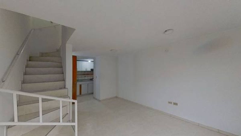 Casa en venta Cundinamarca Bogotá Timiza A 61 m2 Habitaciones 4 Baños 3 Garajes 0 Precio $283300000