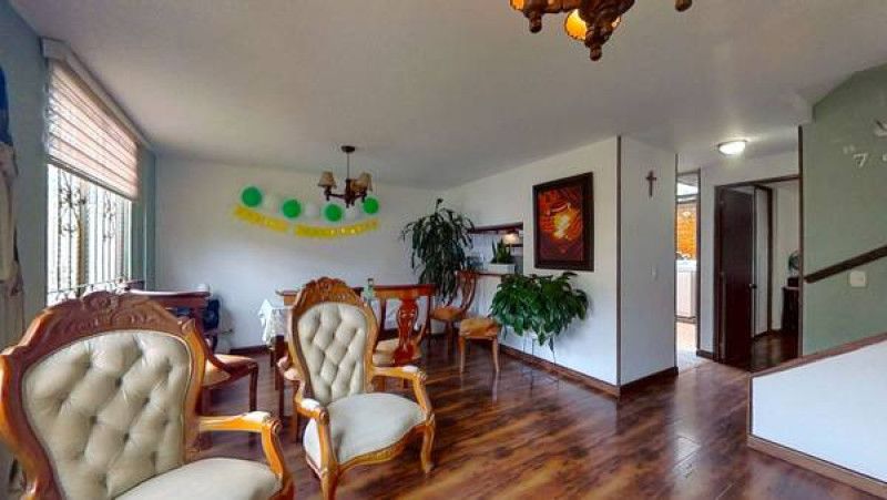 Casa en venta Cundinamarca Bogotá Cerros 128 m2 Habitaciones 4 Baños 3 Garajes 1 Precio $482000000