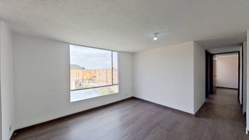 Apartamento en venta Cundinamarca Soacha Cr El Tesoro Et I 58 m2 Habitaciones 3 Baños 2 Garajes 0 Precio $145000000