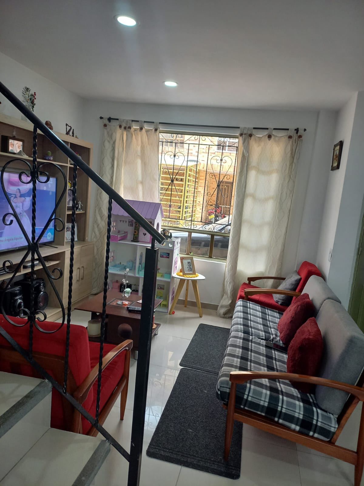 Casa en arriendo Cundinamarca Chía Cr Babuyes 98 m2 Habitaciones 3 Baños 2 Garajes 1 Precio $1560000