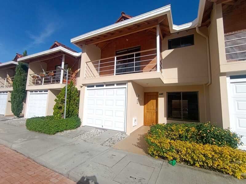 Casa en arriendo Antioquia La Ceja Ofir 130 m2 Habitaciones 3 Baños 3 Garajes 1 Precio $3500000