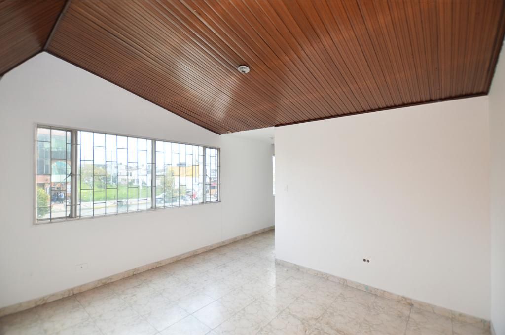 Apartamento en arriendo Cundinamarca Bogotá Bavaria Techo Et Iii 70 m2 Habitaciones 2 Baños 1 Garajes 0 Precio $1700000
