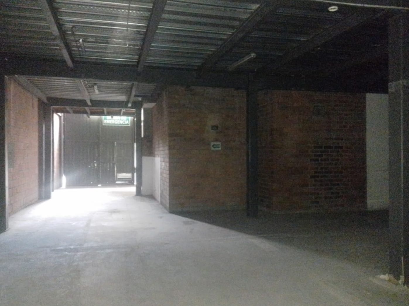 Bodega en arriendo Antioquia Envigado Las Vegas 640 m2 Habitaciones 0 Baños 4 Garajes 2 Precio $25000000