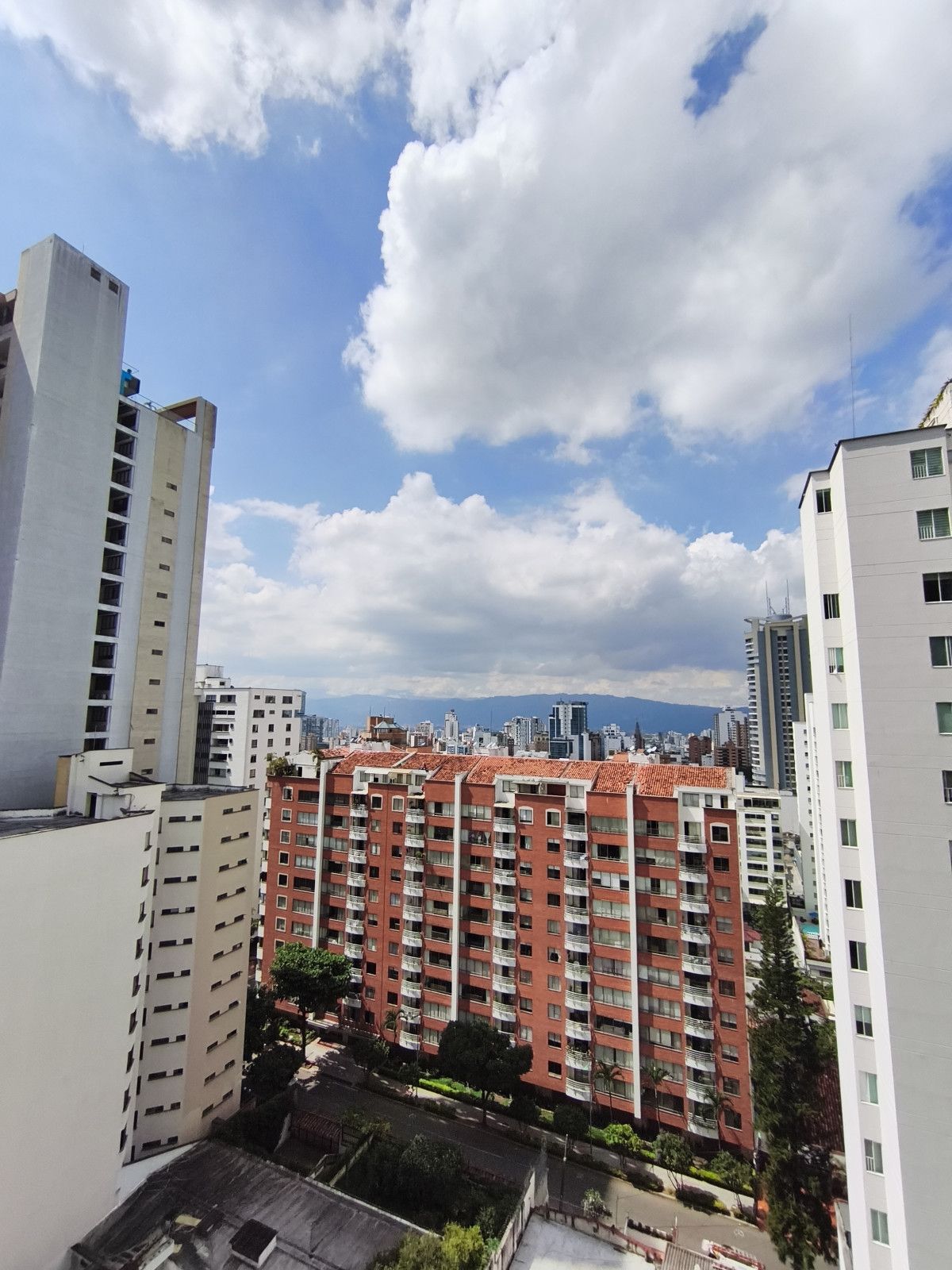 Apartamento en venta Santander Bucaramanga Cabecera Del Llano 218 m2 Habitaciones 4 Baños 2 Garajes 2 Precio $950000000