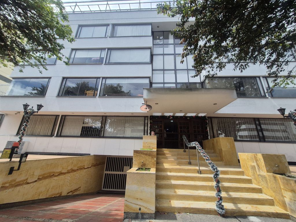 Apartamento en arriendo Cundinamarca Bogotá Molinos Norte 134 m2 Habitaciones 3 Baños 2 Garajes 2 Precio $4840000