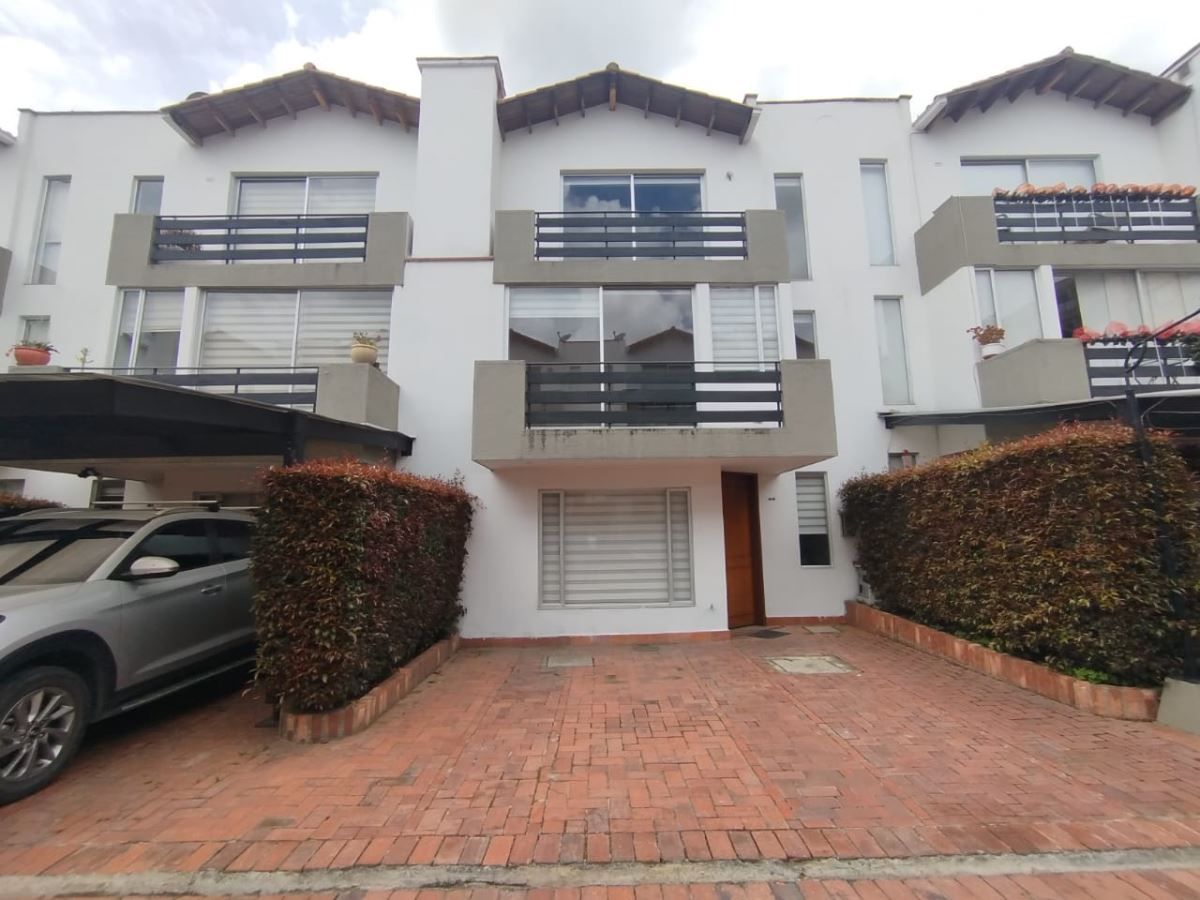 Apartamento en arriendo Cundinamarca Chía Ub Vivir Mejor 180 m2 Habitaciones 3 Baños 3 Garajes 2 Precio $3600000