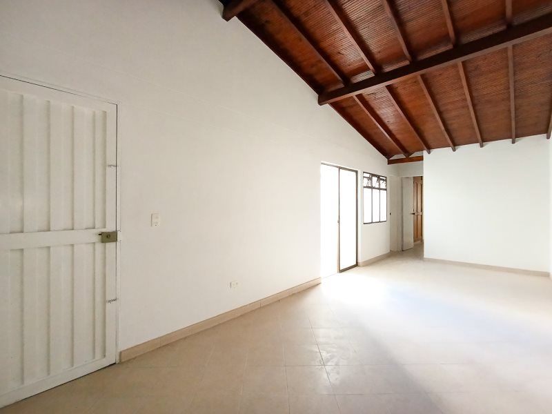 Apartamento en arriendo Antioquia Medellín Granada 60 m2 Habitaciones 2 Baños 1 Garajes 1 Precio $2100000