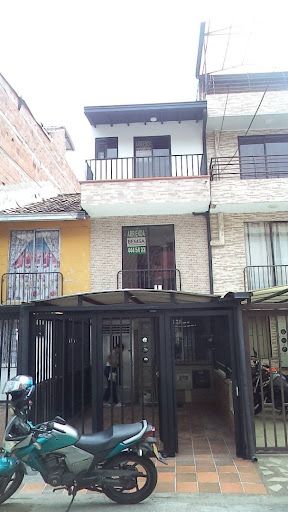 Apartaestudio en arriendo Antioquia Medellín La Colina 60 m2 Habitaciones 2 Baños 1 Garajes 0 Precio $1400000