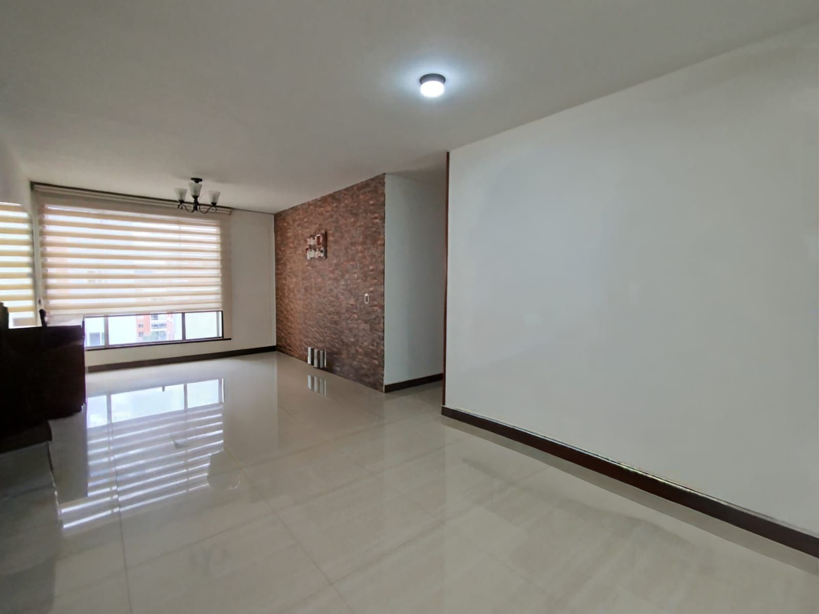 Apartamento en arriendo Cundinamarca Bogotá Villa Alsacia 90 m2 Habitaciones 2 Baños 1 Garajes 1 Precio $2200000