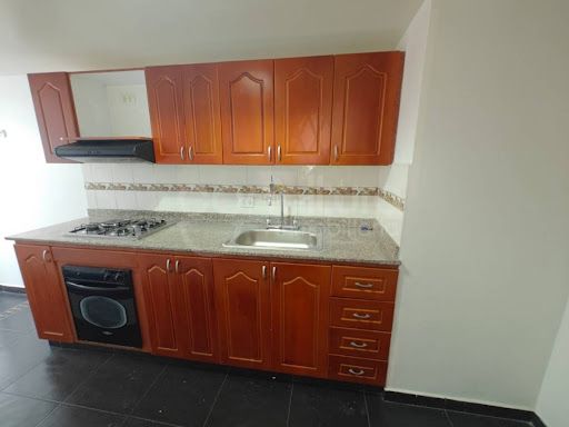 Apartamento en arriendo Antioquia Envigado Cd San Lucas 90 m2 Habitaciones 3 Baños 2 Garajes 1 Precio $3800000