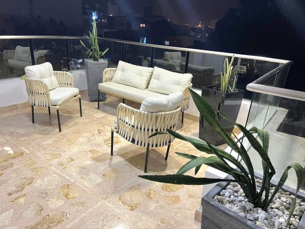 Apartamento en arriendo Bolívar Cartagena Zaragocilla 220 m2 Habitaciones 3 Baños 3 Garajes 2 Precio $4000000