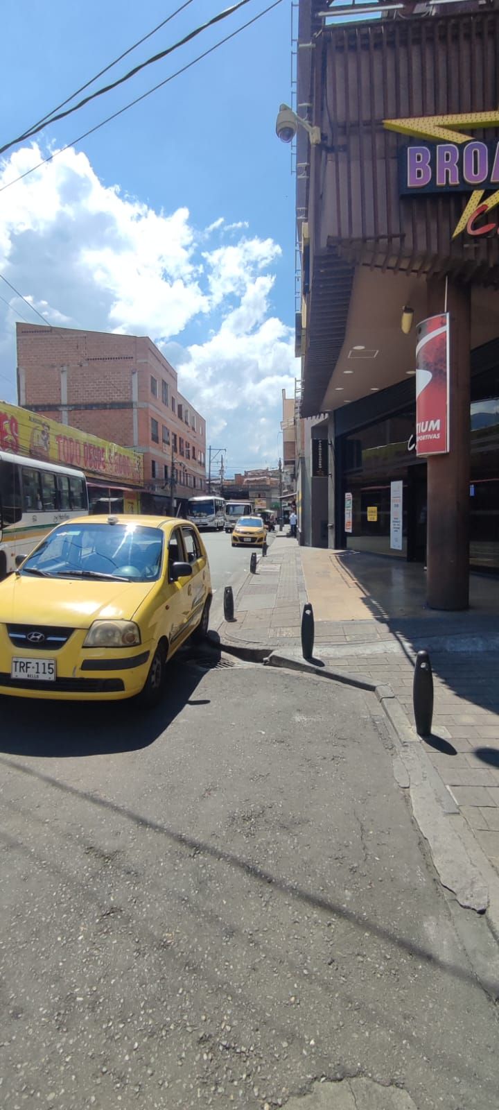 Local Comercial en arriendo Antioquia Bello Centro 42 m2 Habitaciones 1 Baños 1 Garajes 0 Precio $3000000