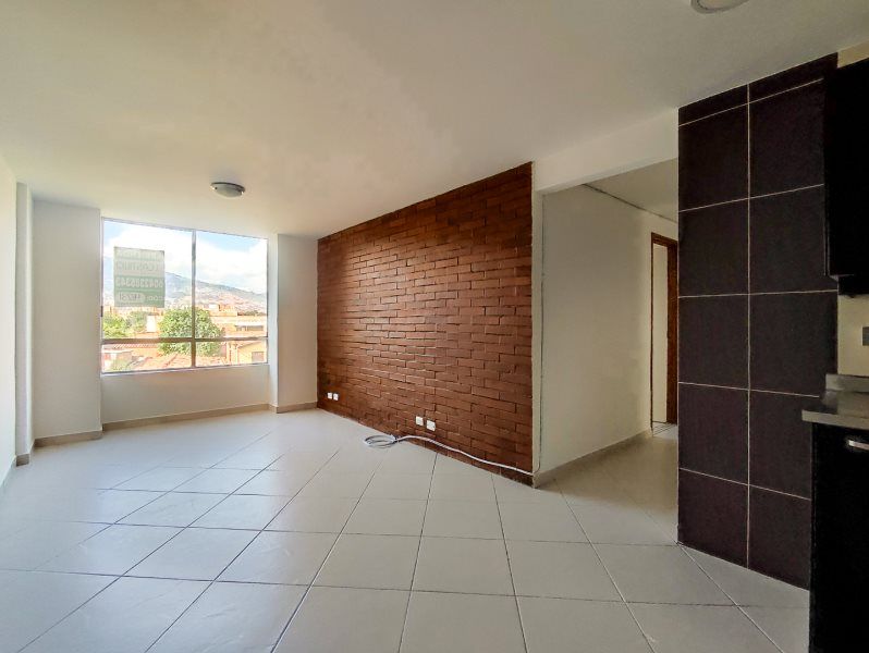 Apartamento en arriendo Antioquia Medellín San Bernardo 82 m2 Habitaciones 3 Baños 2 Garajes 1 Precio $2400000