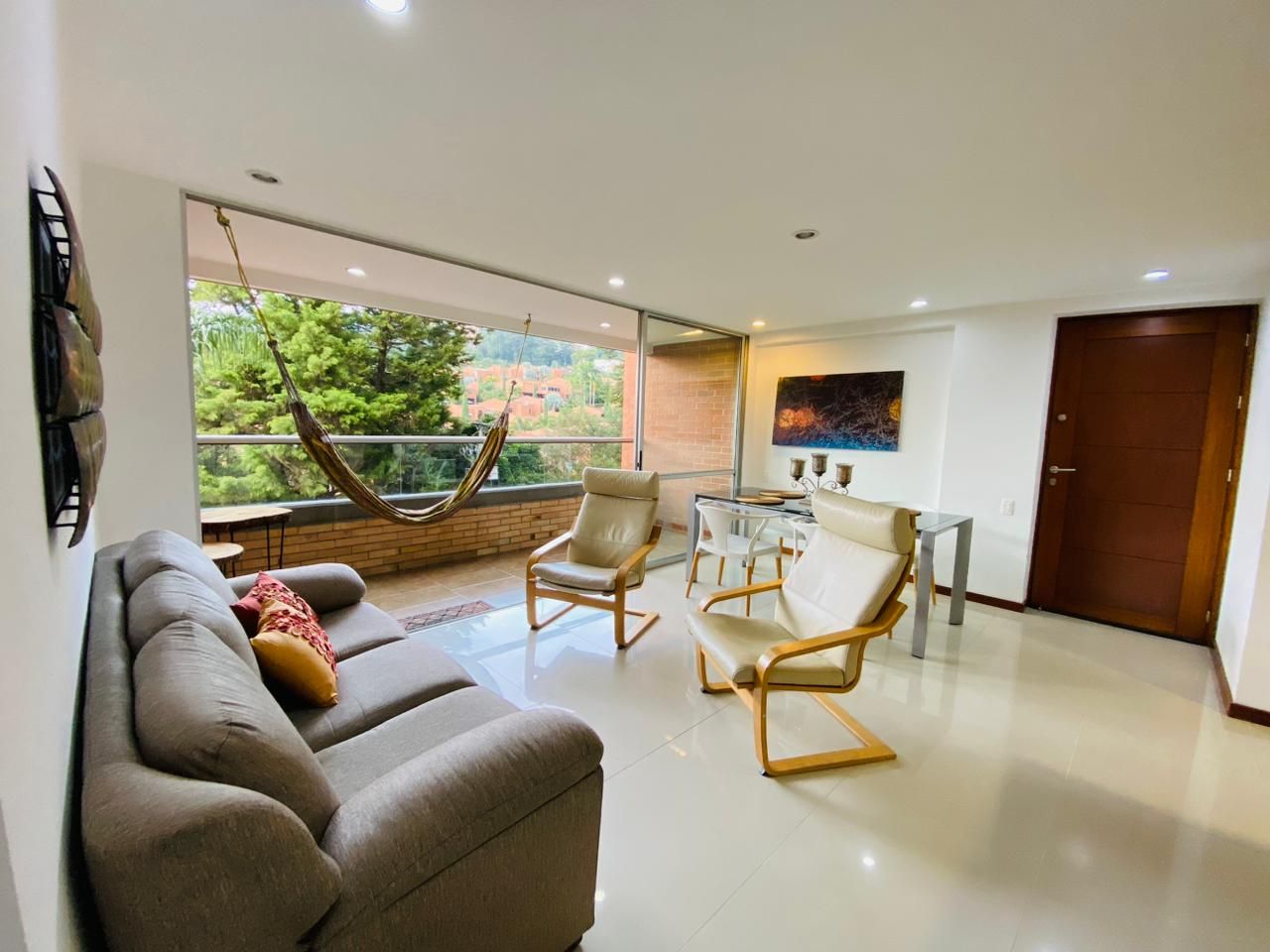 Apartamento en arriendo Antioquia Medellín Zuñiga 80 m2 Habitaciones 2 Baños 2 Garajes 2 Precio $6400000