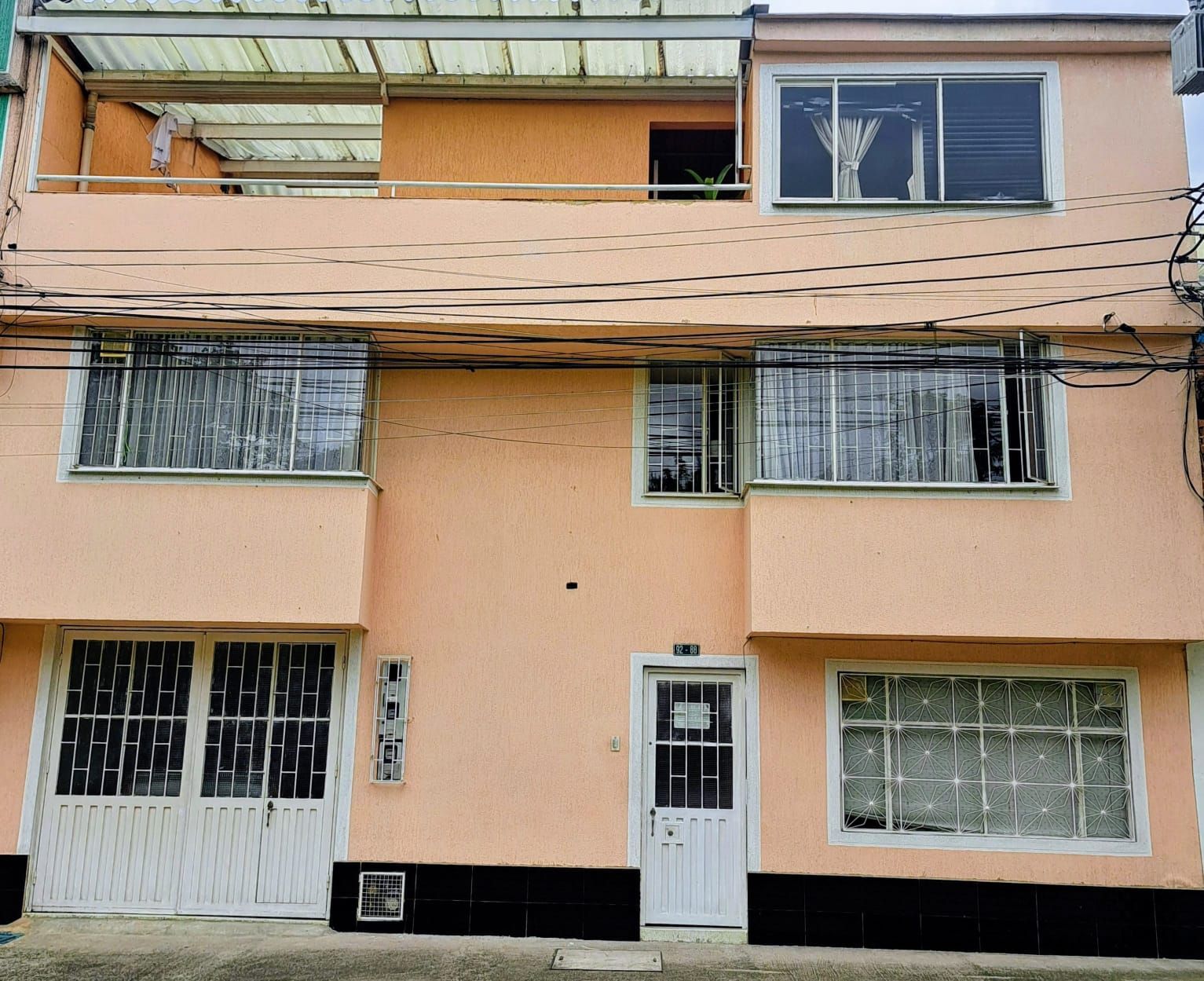 Casa en venta Cundinamarca Bogotá La Campiña I Sector 250 m2 Habitaciones 6 Baños 5 Garajes 1 Precio $700000000