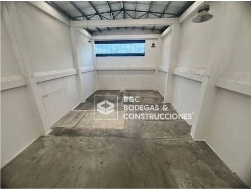 Bodega en arriendo Antioquia Bello Andalucía 456 m2 Habitaciones 0 Baños 2 Garajes 3 Precio $17600000