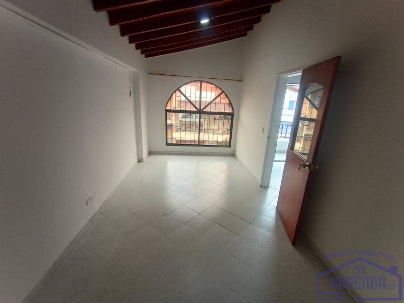 Casa en arriendo Antioquia Medellín Cristo Rey 120 m2 Habitaciones 3 Baños 2 Garajes 0 Precio $2400000